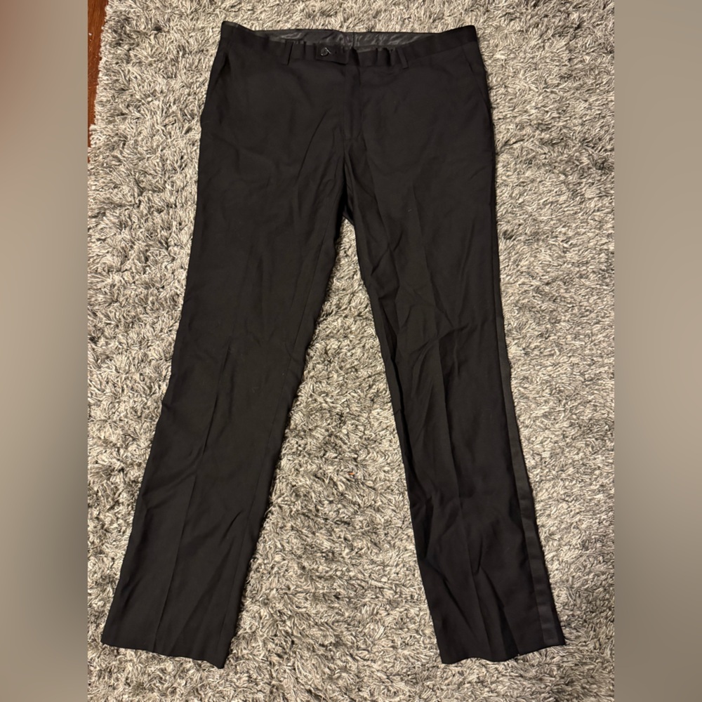 Paisley & Gray men’s 36/32 slim fit black dress pants